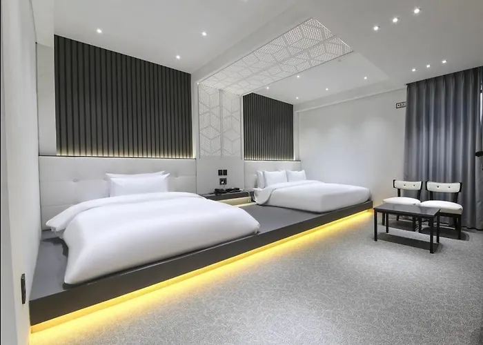 Hotel 부산파크호텔 2*